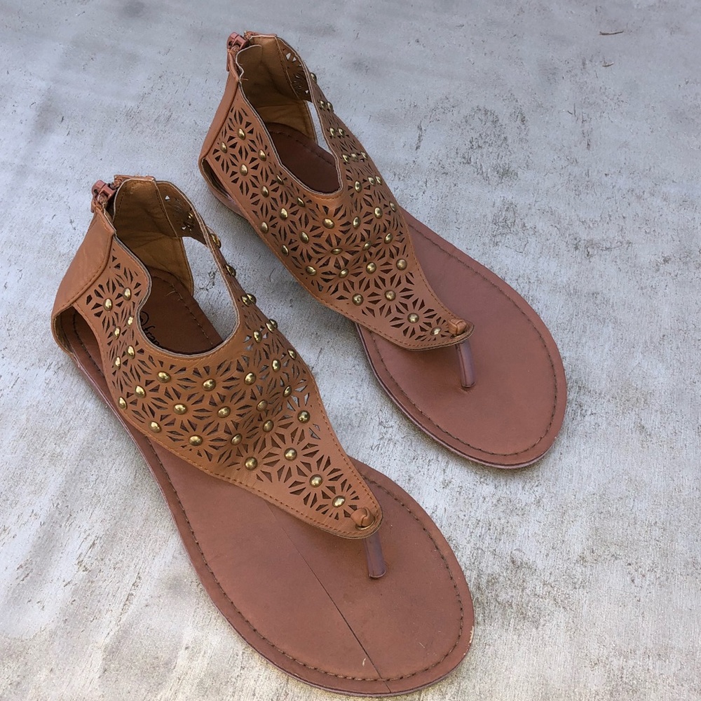 Francesca’s brown sandals!!